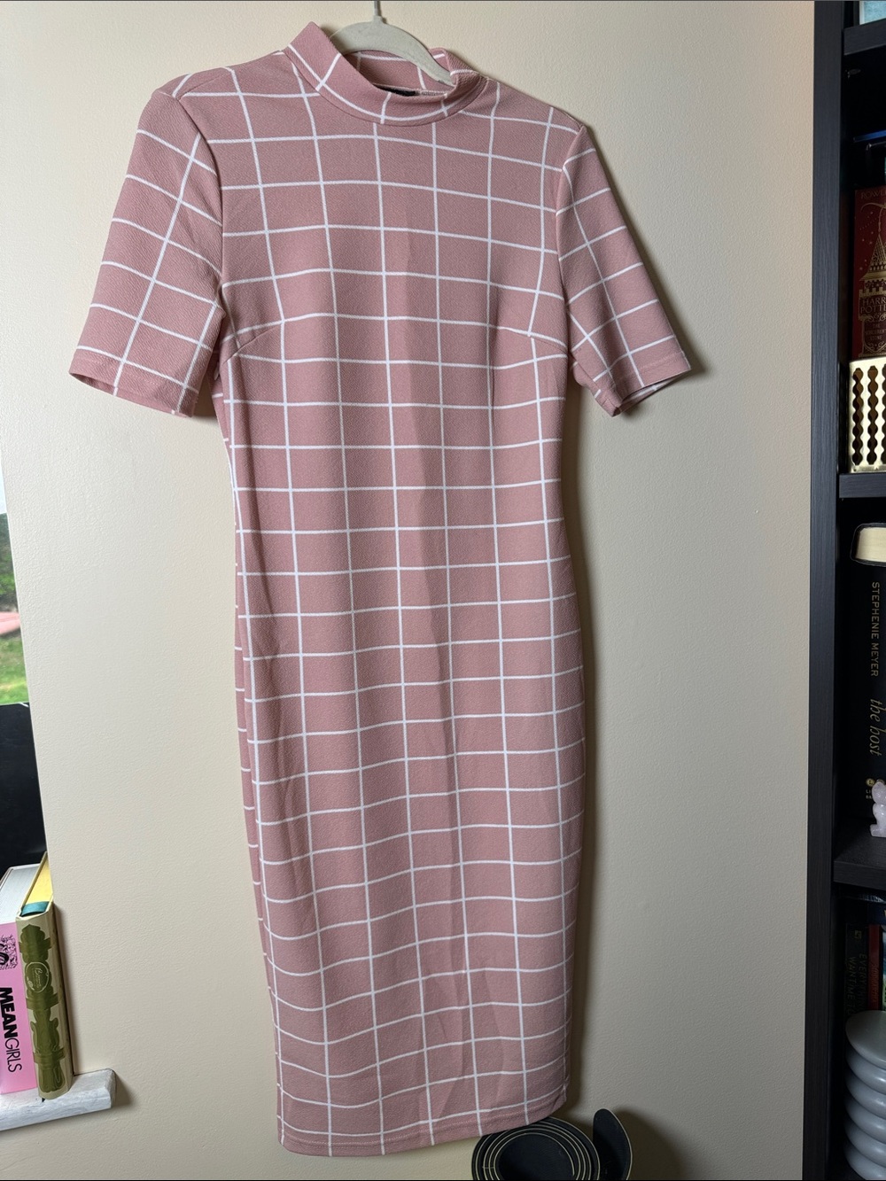 SHEIN Light Pink Windowpane Midi Dress